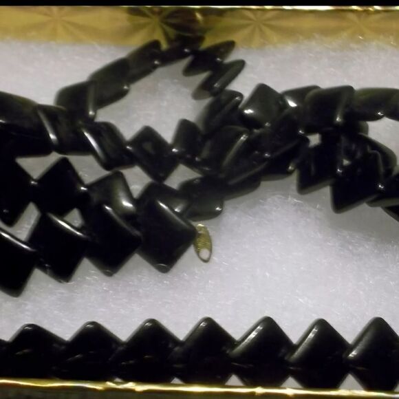 TRIFANI SIGNED VINTAGE BLACK LUCITE OVER LAPPING SQUARES - Picture 2 of 5